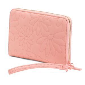 NIB Betsey Johnson Pink Floral Quilted Wallet w/ Removeable Wristlet Strap